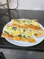 Pide Mit Spinat Kase Und Ei